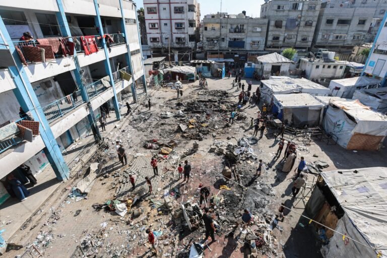 Negociações entre Israel e Hamas por cessar-fogo não avançam; ataques seguem em Gaza e 5 militares israelenses morrem