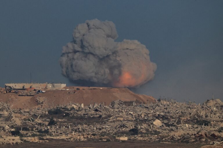 Hamas diz que 'Gaza não está à venda'; EUA planejam dar dinheiro em troca da realocação voluntária de palestinos, afirma jornal