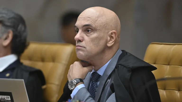 rumble-e-empresa-de-trump-voltam-a-acionar-justica-dos-eua-contra-moraes