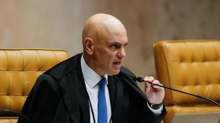moraes:-nao-se-permitira-tentativa-de-submeter-funcionamento-do-stf-ao-crivo-de-outro-estado
