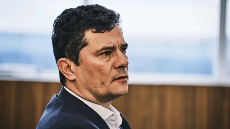 moro-critica-lula-por-vetar-aumento-de-deputados,-mas-vota-contra-projeto