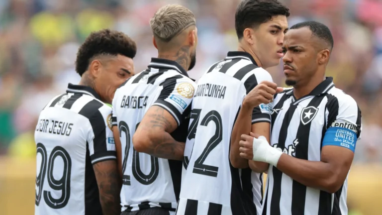 botafogo-recebe-o-red-bull-bragantino-nas-oitavas-da-copa-do-brasil-de-olho-em-titulo-inedito