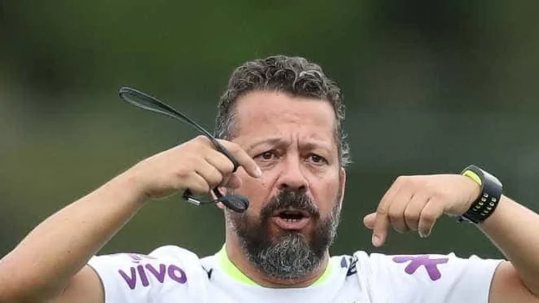 cleber-xavier-vai-trabalhar-parte-‘mental’-do-elenco-santista-por-reabilitacao-no-brasileiro