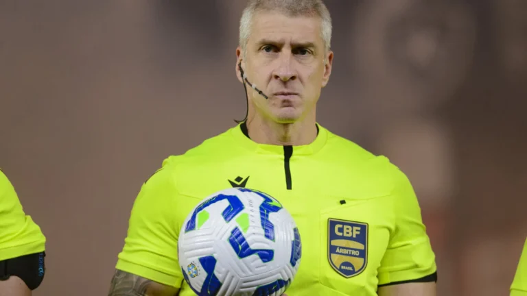 arbitro-de-‘faltas-e-faltinhas’,-daronco-preocupa-palmeiras-para-o-derbi