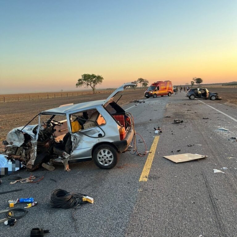 varao-morre-e-outras-seis-pessoas-ficam-feridas-posteriormente-batida-entre-carros-na-br-242