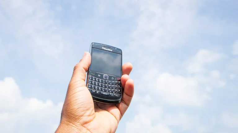 apple-se-arrisca-a-existir-a-seguinte-blackberry,-avisa-exegeta
