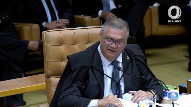 para-bancos,-recado-de-dino-e-para-nunca-delimitar-contas-de-moraes