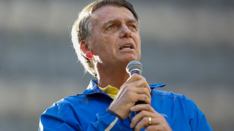 bolsonaro-pediu-socorro-a-jurisconsulto-de-trump-para-apoiar-a-respeito-de-tarifaco 