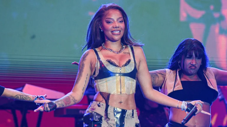 ludmilla-divulga-“cam-girl”,-parceria-inedita-com-victoria-monet