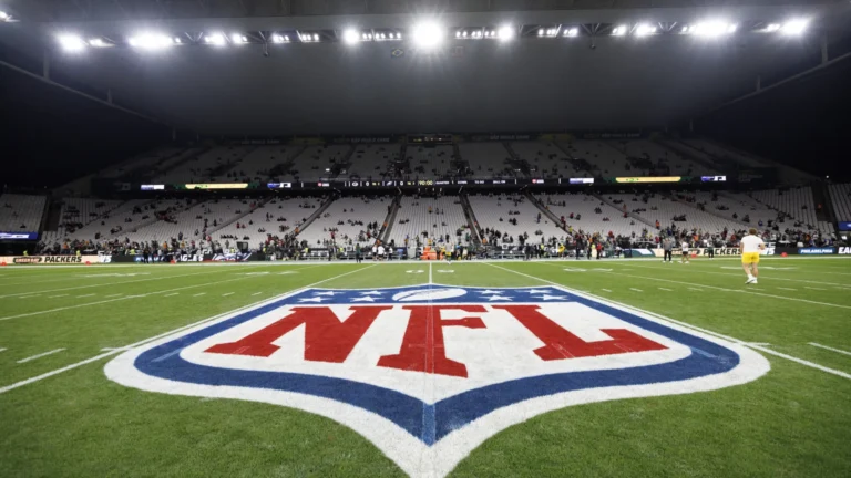 nfl-anuncia-tratado-com-a-bola-para-transmissao-de-jogos-no-brasil
