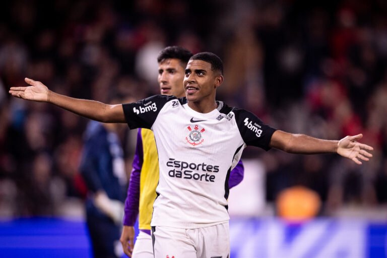 com-gols-em-tres-jogos-seguidos,-gui-negao-entra-em-top-da-despensa-do-brasil