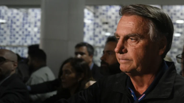 resguardo-de-bolsonaro-tenta-cavar-crimes-que-dificultam-anistia