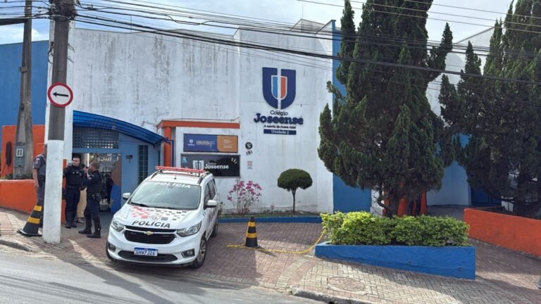 Criminosos armados invadem escola particular, rendem funcionários e fogem após assalto em São José