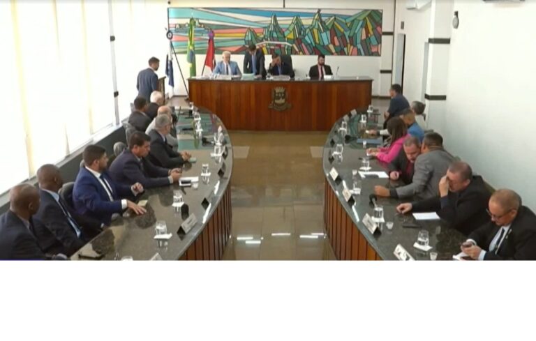 Câmara de Teresópolis reprova contas de 2023 do ex-prefeito