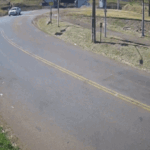 VÍDEO: Quatro pessoas da mesma família sobrevivem após caminhonete em que estavam ser atingida por trem no Paraná