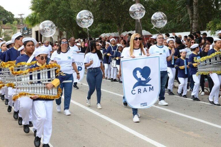 Araruama abre as comemorações da Semana da Pátria com Desfile Cívico em São Vicente