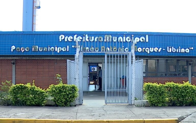 Prefeitura de Barretos, SP, afasta vice-diretor de escola após mãe de aluno denunciar estupro de vulnerável