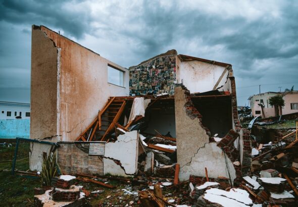 Um mês do tornado que destruiu 90% de cidade do PR: mais de 500 pessoas permanecem desalojadas e 2 continuam internadas