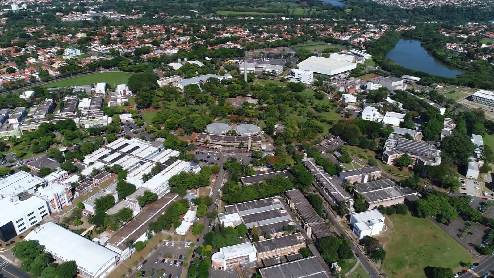 Unicamp isenta 9,4 mil de pagar taxa do vestibular 2026; veja como consultar