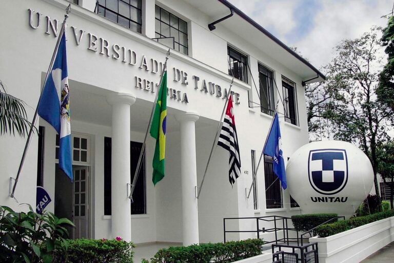STF suspende novas matrículas de alunos em faculdade municipal que atue fora de sua cidade