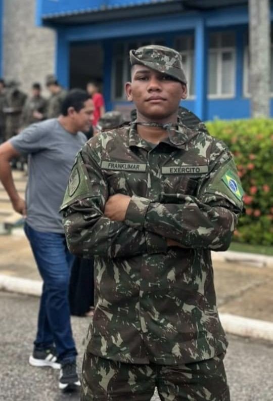 Militar do Exército morre após colidir moto com animal solto em vicinal no interior de Roraima