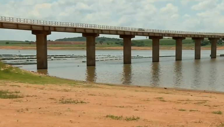 Nível do Lago de Furnas fica abaixo da cota 762 e preocupa associação; volume de setembro é de 48%