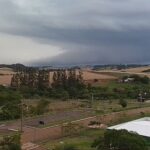 Vídeo mostra chegada de tornado em cidade que foi devastada no Paraná