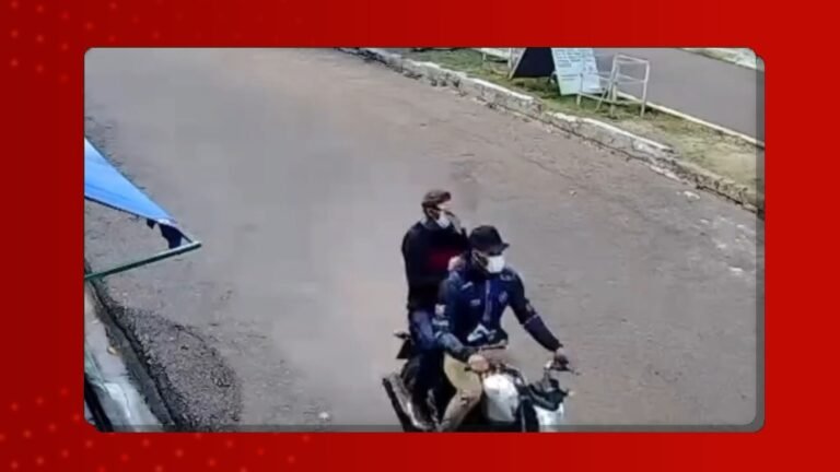 VÍDEO: Dupla rouba malote com R$ 80 mil de funcionária de correspondente bancário no AM