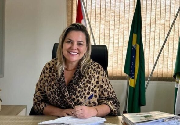 Ex-prefeita é investigada por receber propina de construtora em contratos para pavimentação em SC