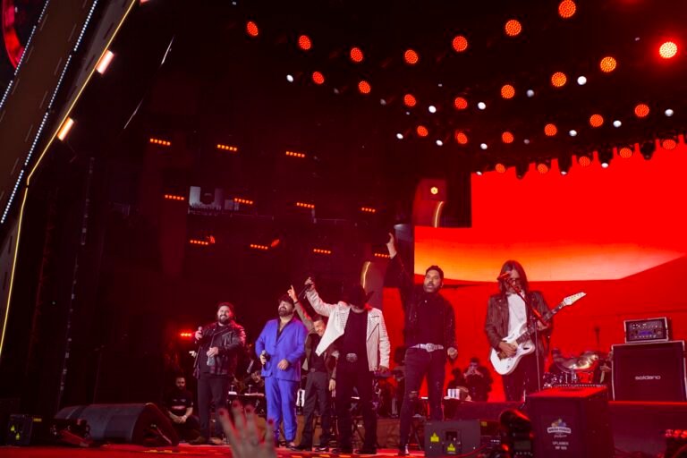 FOTOS: 'Barretão 70tão', com Edson & Hudson, Rionegro & Solimões e César Menotti & Fabiano