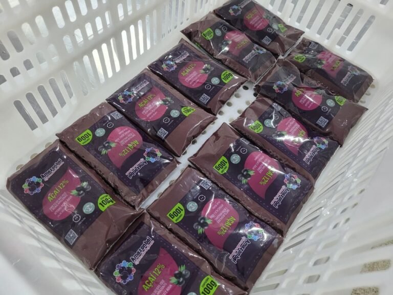 Extrativistas do Amapá suspendem exportação de 1,5 tonelada de açaí para os EUA após tarifaço de Trump