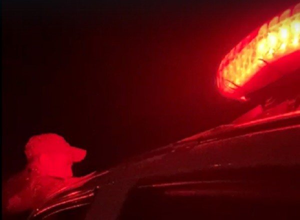 Mulher é presa após esconder drogas na fralda do próprio filho, no Marajó