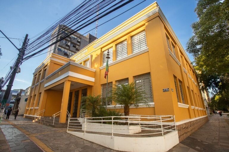 Prefeitura de Canoas abre concurso com 436 vagas e salário de até R$ 6.146; veja como se inscrever