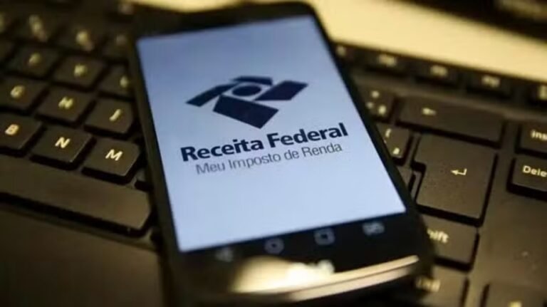 Mais de 482 mil contribuintes do Paraná estão contemplados no 3º lote do IRPF 2025; veja como consultar