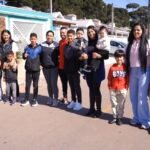 Com oito irmãos gêmeos de quatro famílias diferentes, rua da Grande Curitiba fica famosa como 'Rua dos Gêmeos'