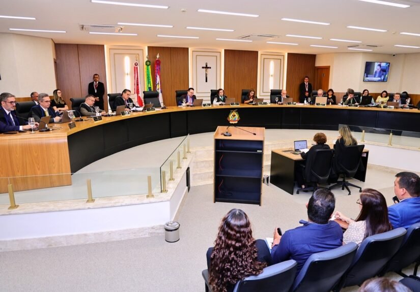Prefeitura de Manaus tem contas de 2022 e 2023 aprovadas com ressalvas pelo TCE-AM