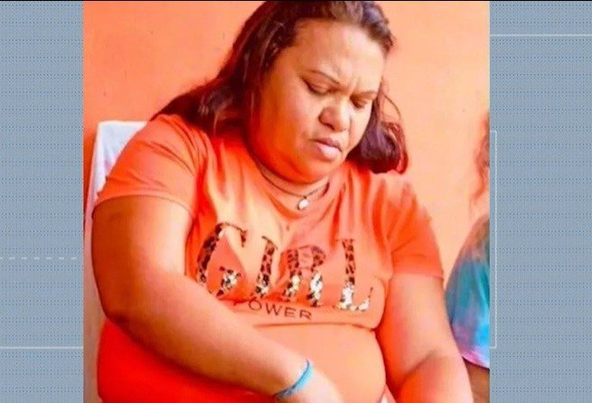 Mulher é morta a facadas e marido é principal suspeito, no Sertão