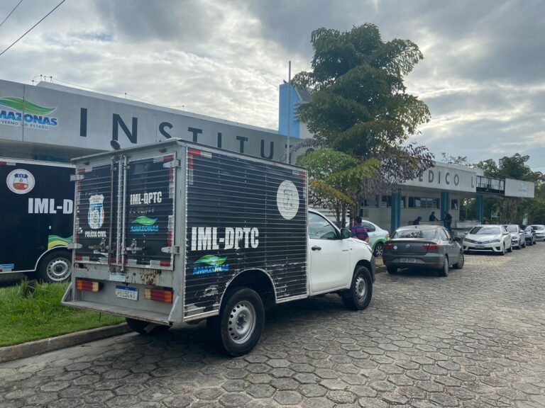 Acidente de trânsito deixa dois mortos na Avenida das Torres
