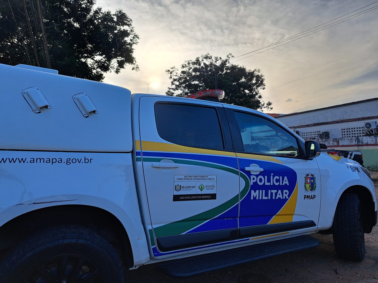 Adolescente é morto com tiros na cabeça, mãos e pernas, em Santana