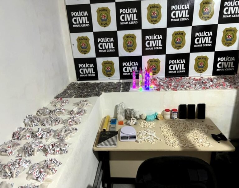 Casal é preso ao receber mil pinos de cocaína em encomendas enviadas pelos Correios
