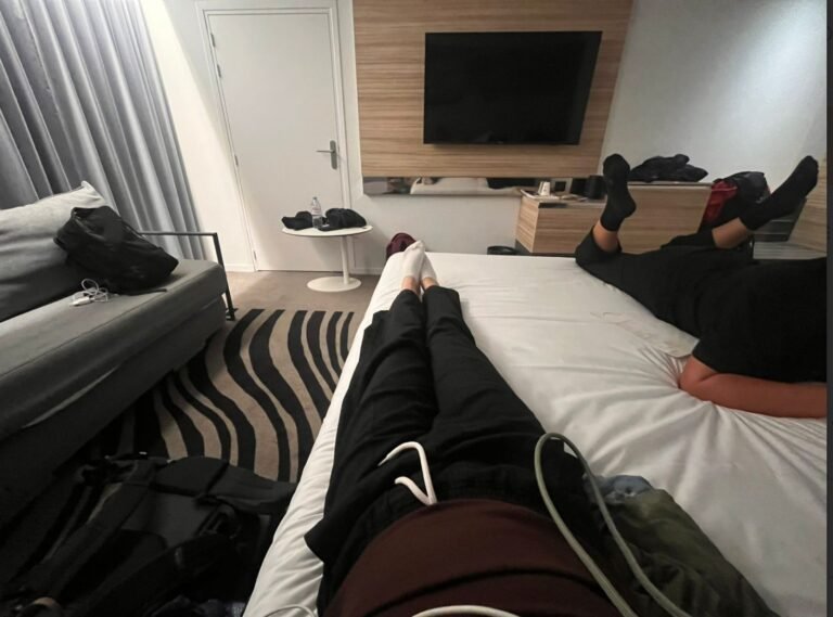 Brasileira relata tentativa de estupro após TAP acomodá-la em quarto de hotel com homem desconhecido