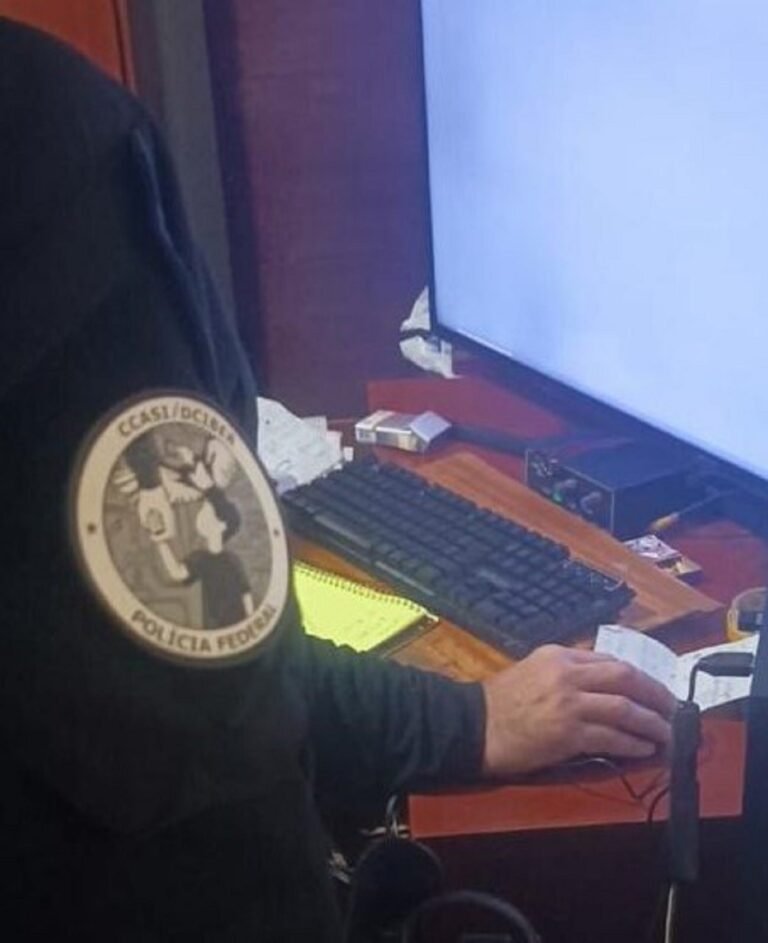 Professor é preso suspeito de armazenar arquivos com imagens de abuso sexual infantil em Juiz de Fora