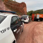 Cova rasa com corpo e ossada é descoberta pela polícia em Saquarema